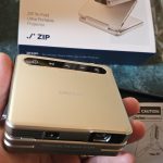 Aurzen ZIP Tri-Fold DLP Truly Mini Projector. Pocket Size. Zero-Lag Focus. One-Click Screen Mirroring. Full-Screen Mode. Type-C Fast Charging. 5.000mAh Battery. Indoor Outdoor Portable Projector.Gold