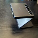 Aurzen ZIP Tri-Fold DLP Truly Mini Projector. Pocket Size. Zero-Lag Focus. One-Click Screen Mirroring. Full-Screen Mode. Type-C Fast Charging. 5.000mAh Battery. Indoor Outdoor Portable Projector.Gold