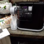 Philips Kitchen Appliances Compact Pasta and Noodle Maker. Viva Collection. Comes with 3 Default Classic Pasta Shaping Discs. Fully Automatic. Recipe Book. Small. White (HR2370/05)