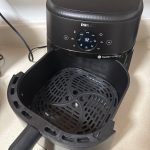 Philips 2000 Series Airfryer - RapidAir Technology. 13-in-1 Ways to Cook. 4.4QT Capacity. Healthier Meals Up to 90% Less Fat. Easy to Clean. Dishwasher Safe. Touchscreen Control. HomeID App (NA221/00)